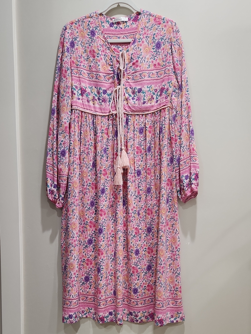 R. Vivimos Pink Floral Midi Dress L Long Sleeves Size M